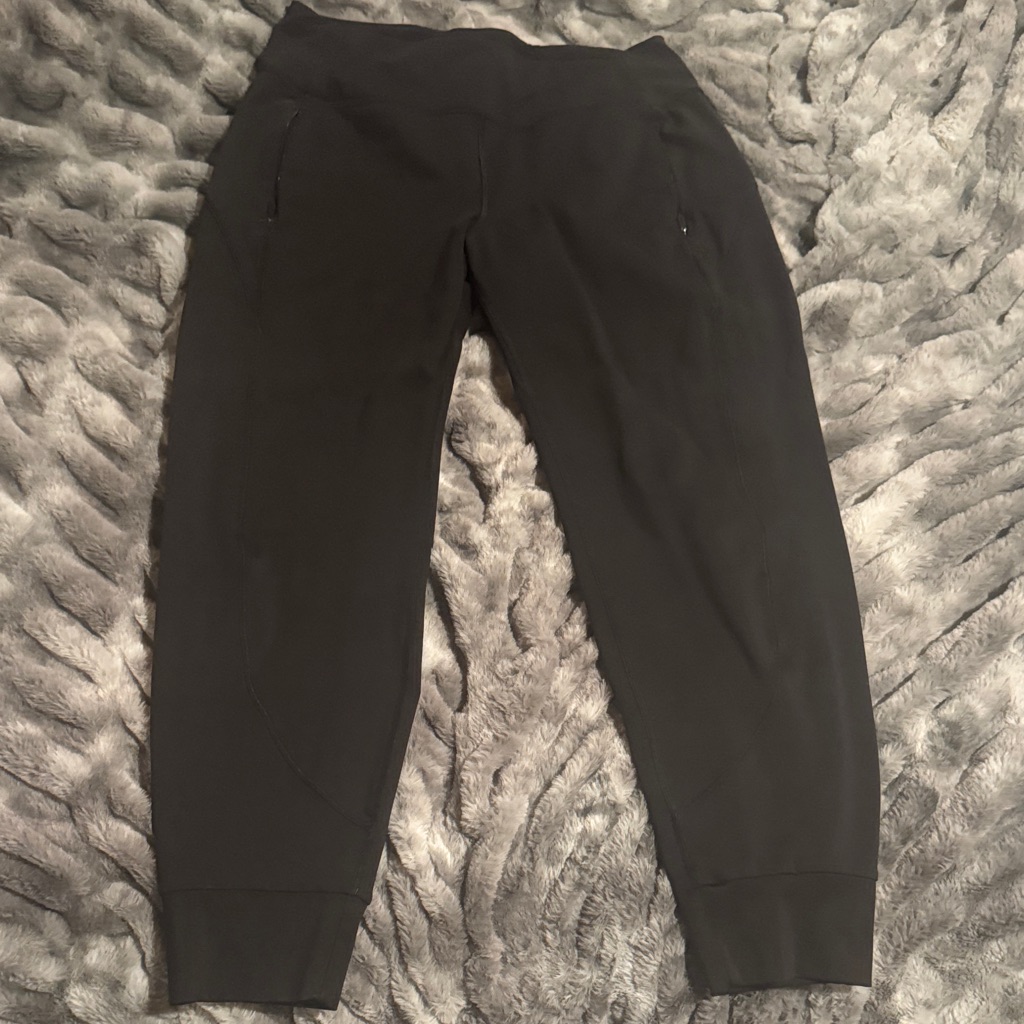 Women’s Athleta Jogger Pants Medium
